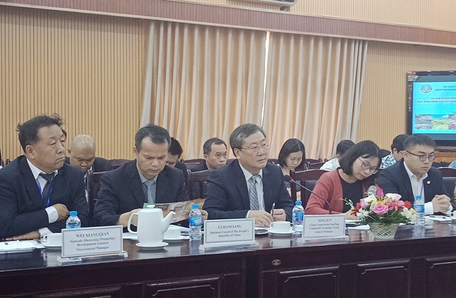 中方代表團(tuán)。圖自越通社